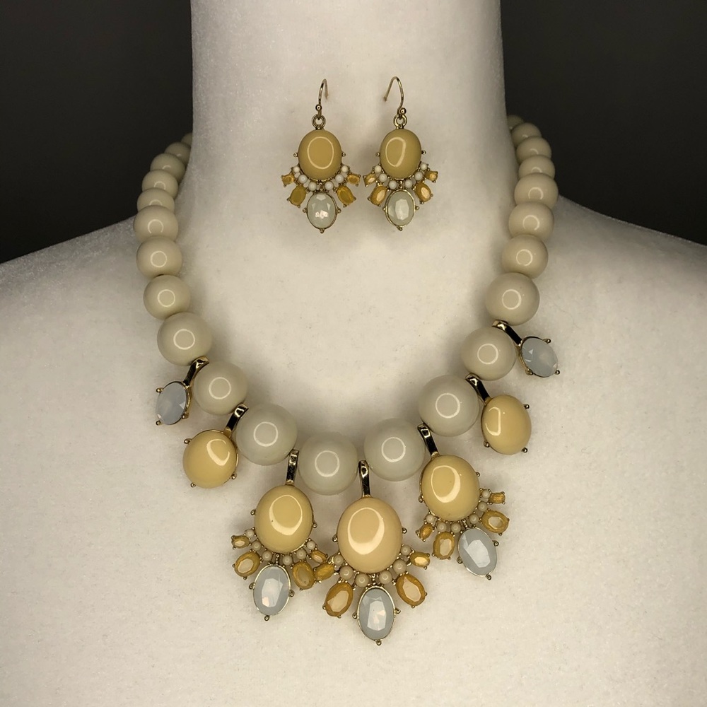 Banana Republic Yellow and White Necklace